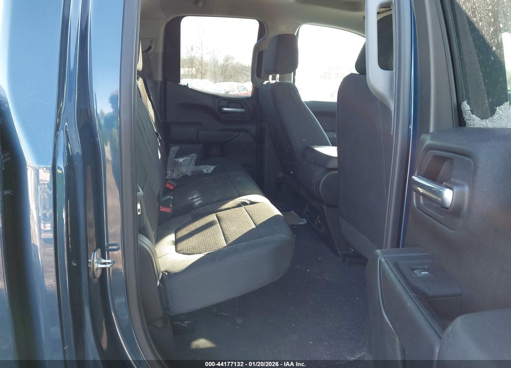 2019 CHEVROLET SILVERADO 1500 CUSTOM TRAIL BOSS VIN: 1GCRYCEFXKZ261813