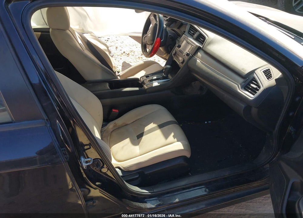 2018 HONDA CIVIC LX VIN: 2HGFC2F54JH533564