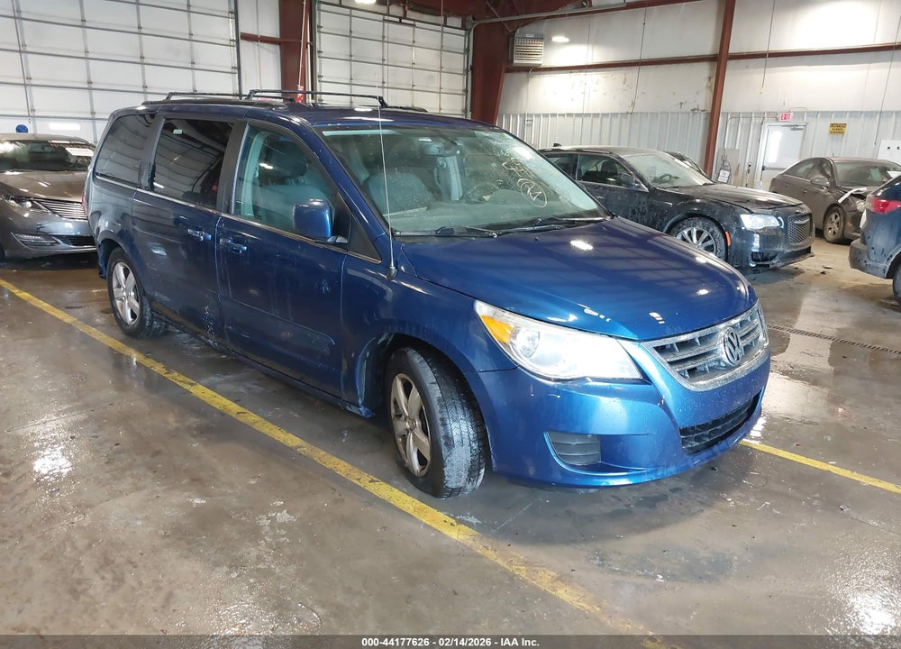 2011 VOLKSWAGEN ROUTAN SE VIN: 2V4RW3DG0BR659564