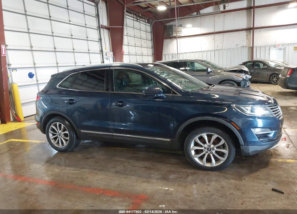 2017 LINCOLN MKC SELECT VIN: 5LMCJ2C96HUL07654