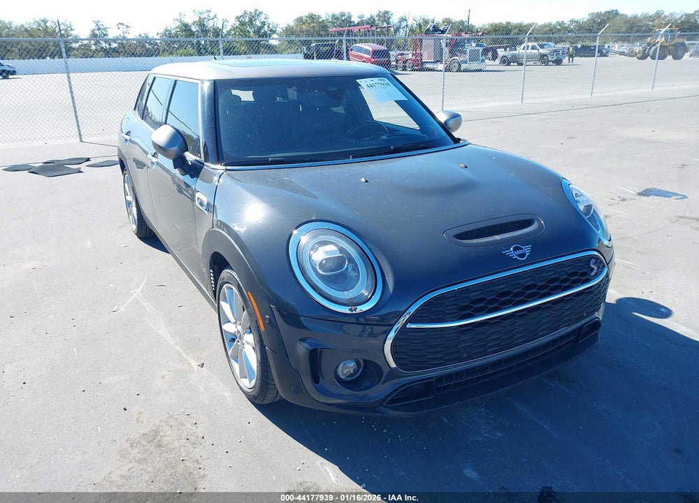 2020 MINI CLUBMAN COOPER S VIN: WMWLV7C07L2M49605