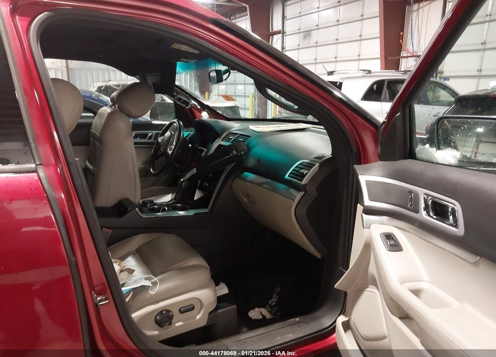 2013 FORD EXPLORER XLT VIN: 1FM5K8D89DGC52336