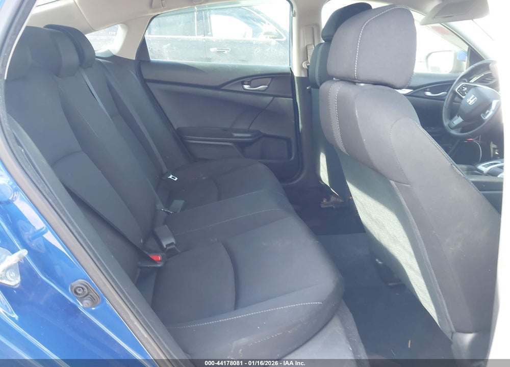 2020 HONDA CIVIC LX VIN: 2HGFC2F69LH556222