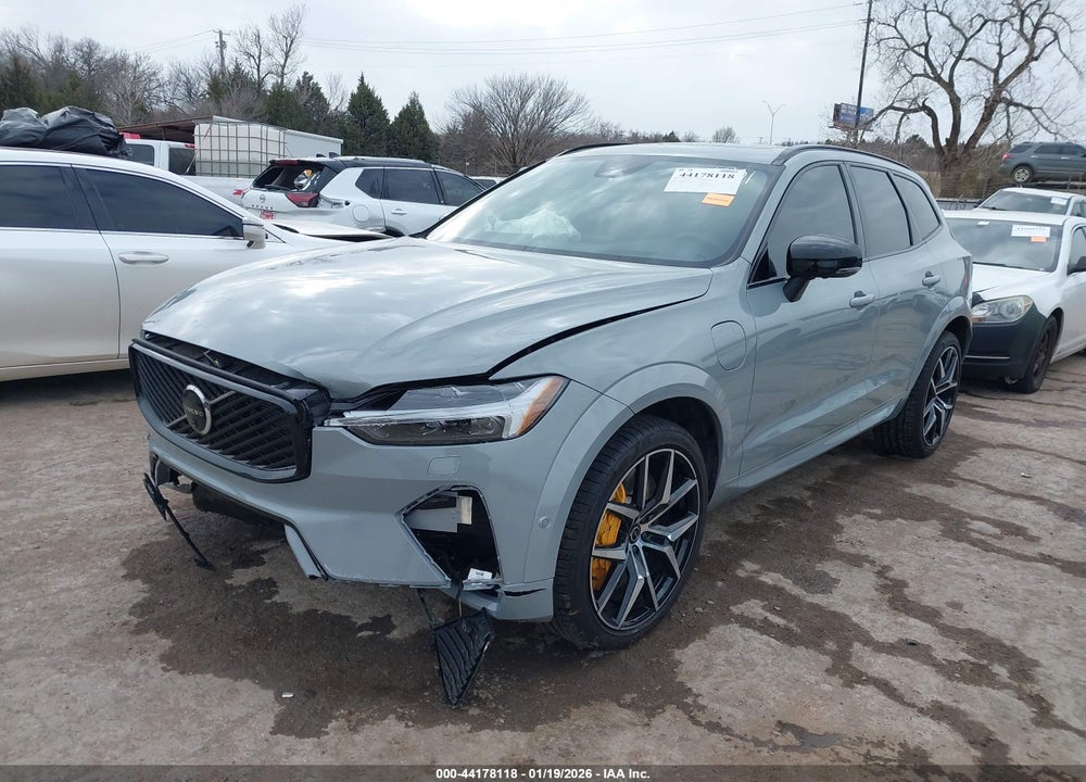2026 VOLVO XC60 PLUG-IN HYBRID POLESTAR ENGINEERED, T8 AWD ELECTRIC/GASOLINE VIN: YV4H60RP4T1336201