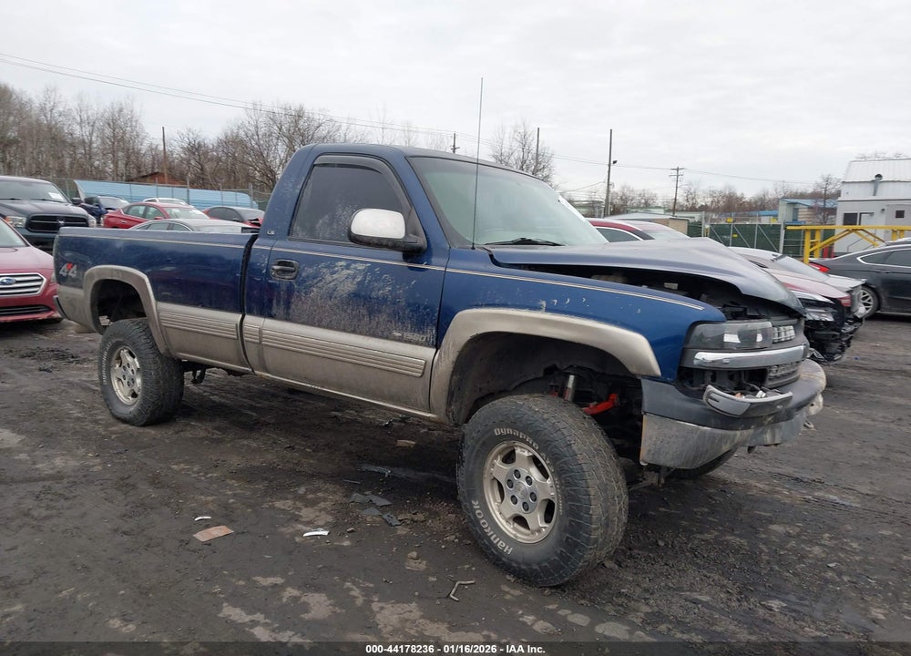 2000 CHEVROLET SILVERADO 1500 LS VIN: 1GCEK14T0YE270547
