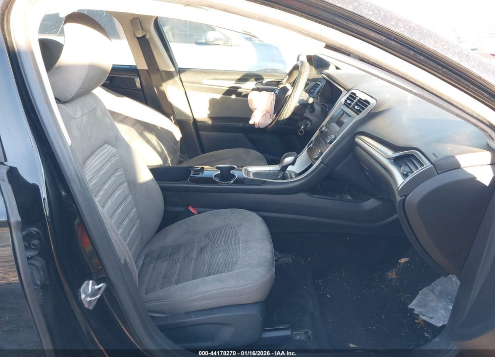 2016 FORD FUSION S VIN: 3FA6P0G72GR376966
