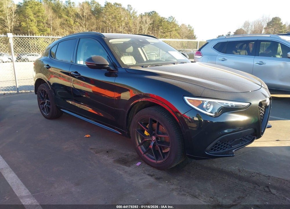 2020 ALFA ROMEO STELVIO TI AWD VIN: ZASPAKBN1L7C76139