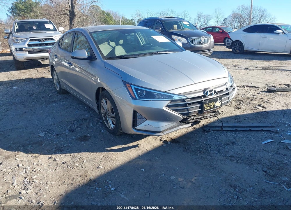 2020 HYUNDAI ELANTRA SEL VIN: 5NPD84LF5LH627608