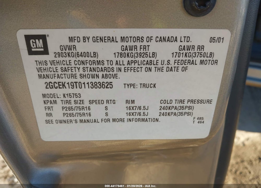 2001 CHEVROLET SILVERADO 1500 LS VIN: 2GCEK19T011383625