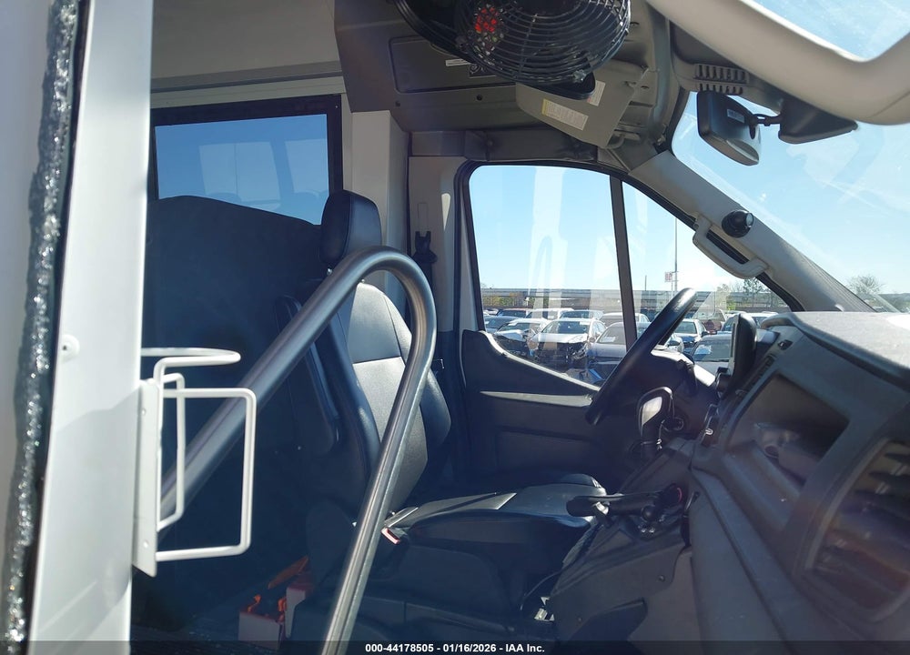 2021 FORD TRANSIT-350 CUTAWAY VIN: 1FDES6PG5MKA16707