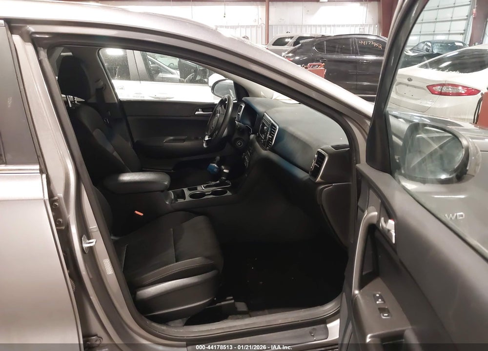 2017 KIA SPORTAGE LX VIN: KNDPMCACXH7158183