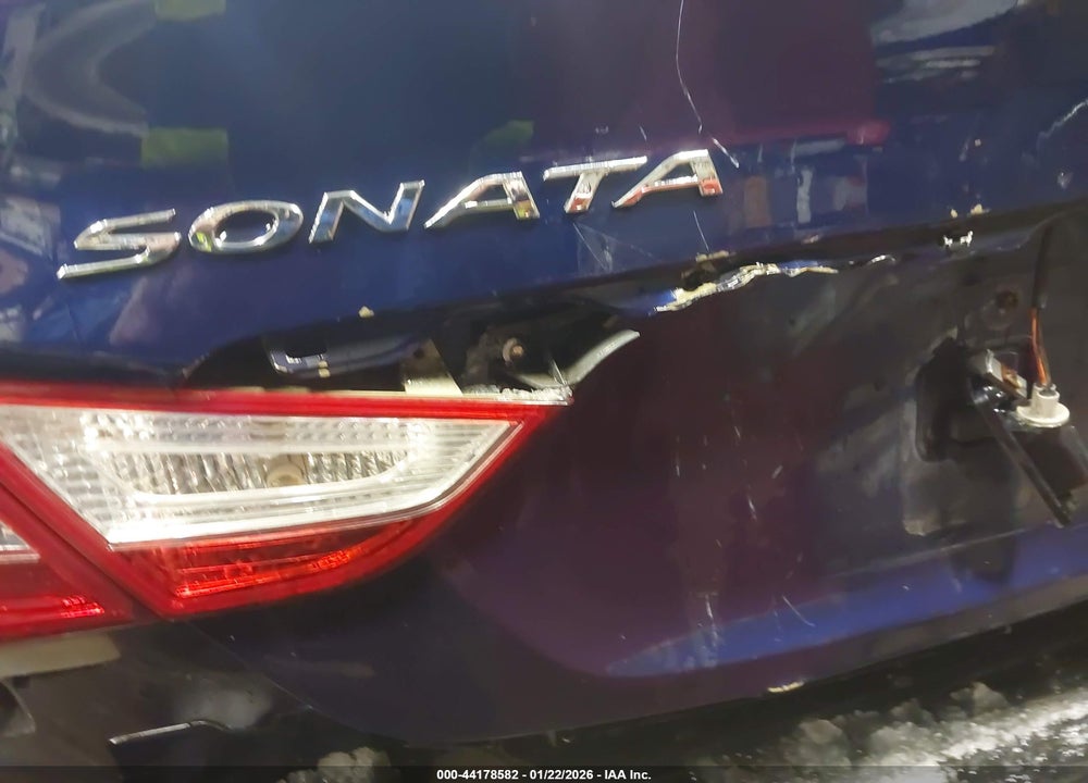 2011 HYUNDAI SONATA GLS VIN: 5NPEB4AC0BH148865