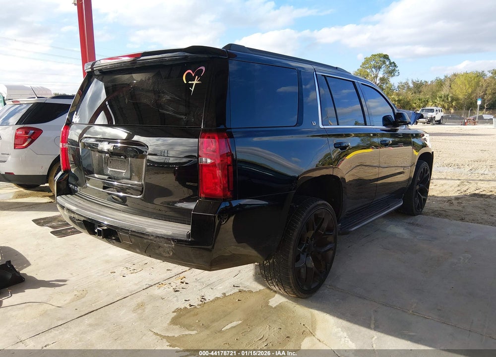 2019 CHEVROLET TAHOE LT VIN: 1GNSCBKCXKR143689