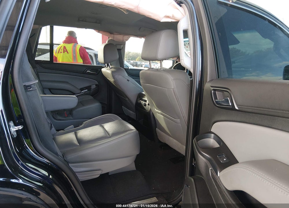 2019 CHEVROLET TAHOE LT VIN: 1GNSCBKCXKR143689