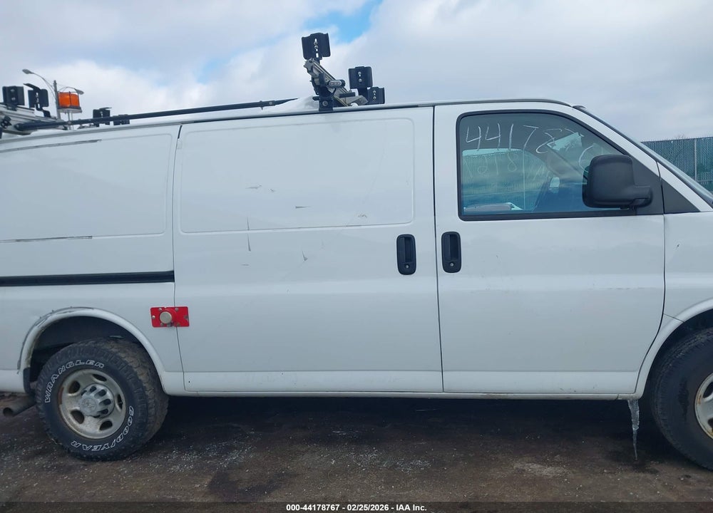 2018 CHEVROLET EXPRESS 2500 WORK VAN VIN: 1GCWGAFP8J1340850