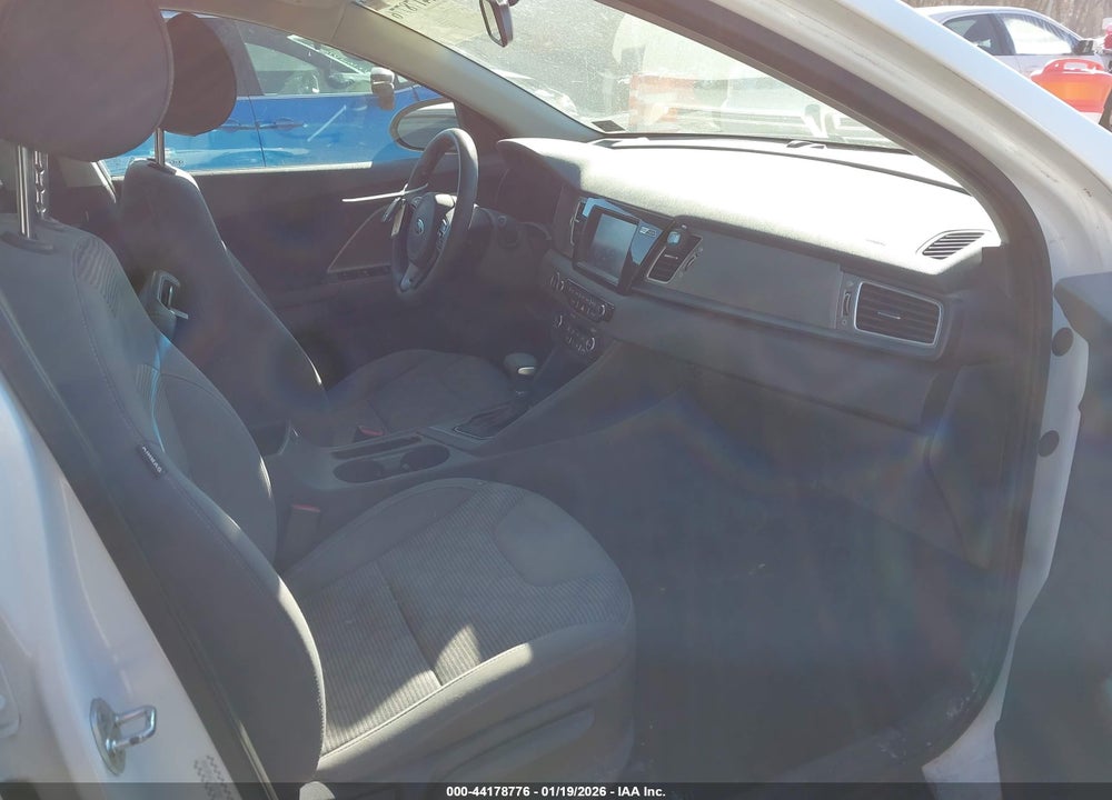 2017 KIA NIRO LX VIN: KNDCB3LC5H5065066