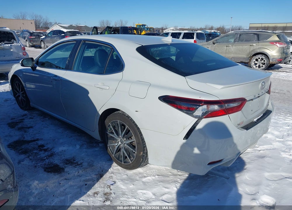 2022 TOYOTA CAMRY SE AWD VIN: 4T1T11BK3NU047467