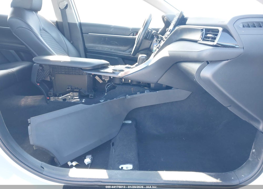 2022 TOYOTA CAMRY SE AWD VIN: 4T1T11BK3NU047467