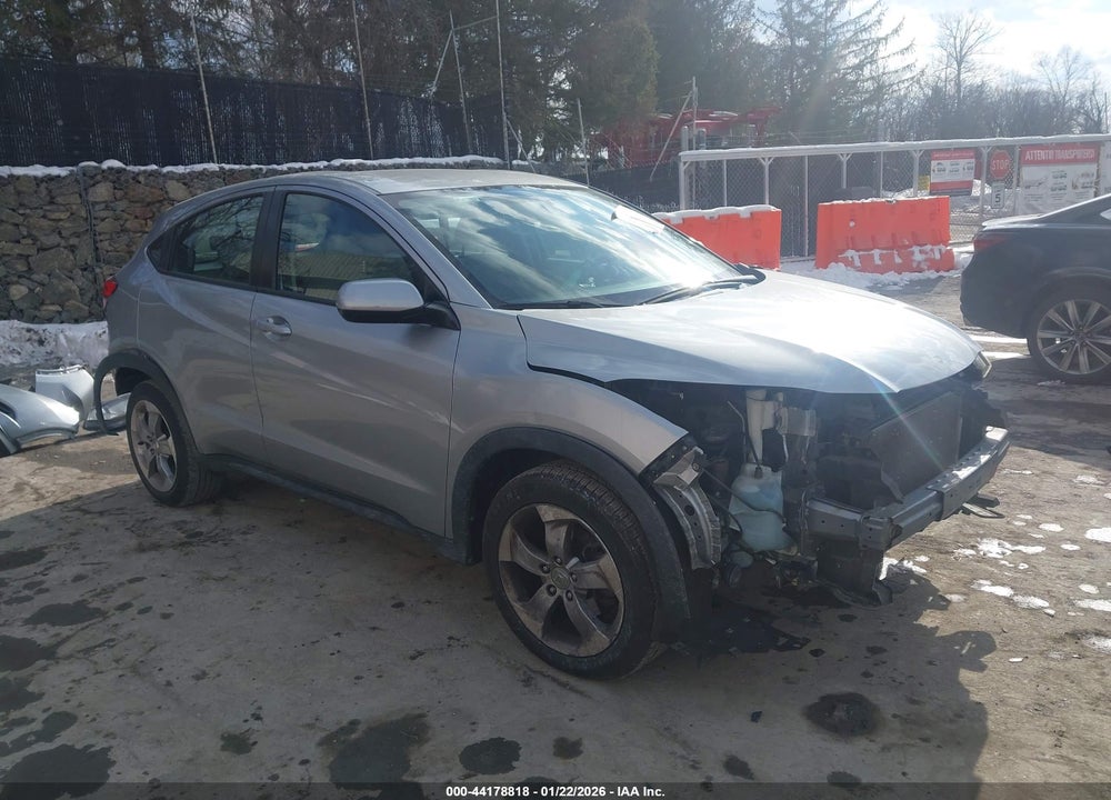 2018 HONDA HR-V LX VIN: 3CZRU6H31JG721352