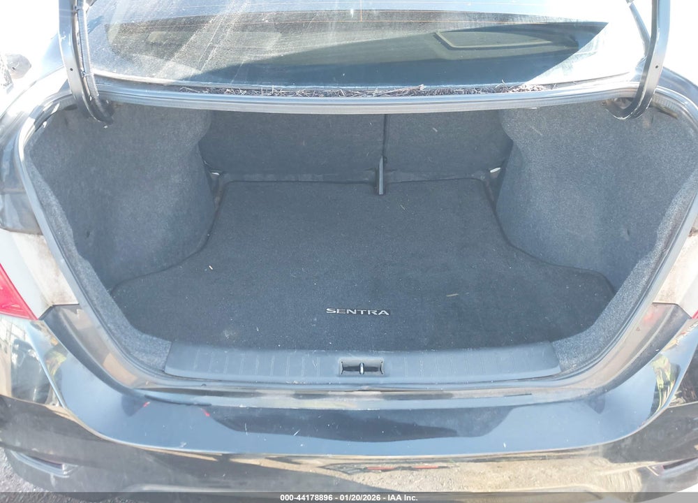 2018 NISSAN SENTRA SR VIN: 3N1AB7AP0JY279317