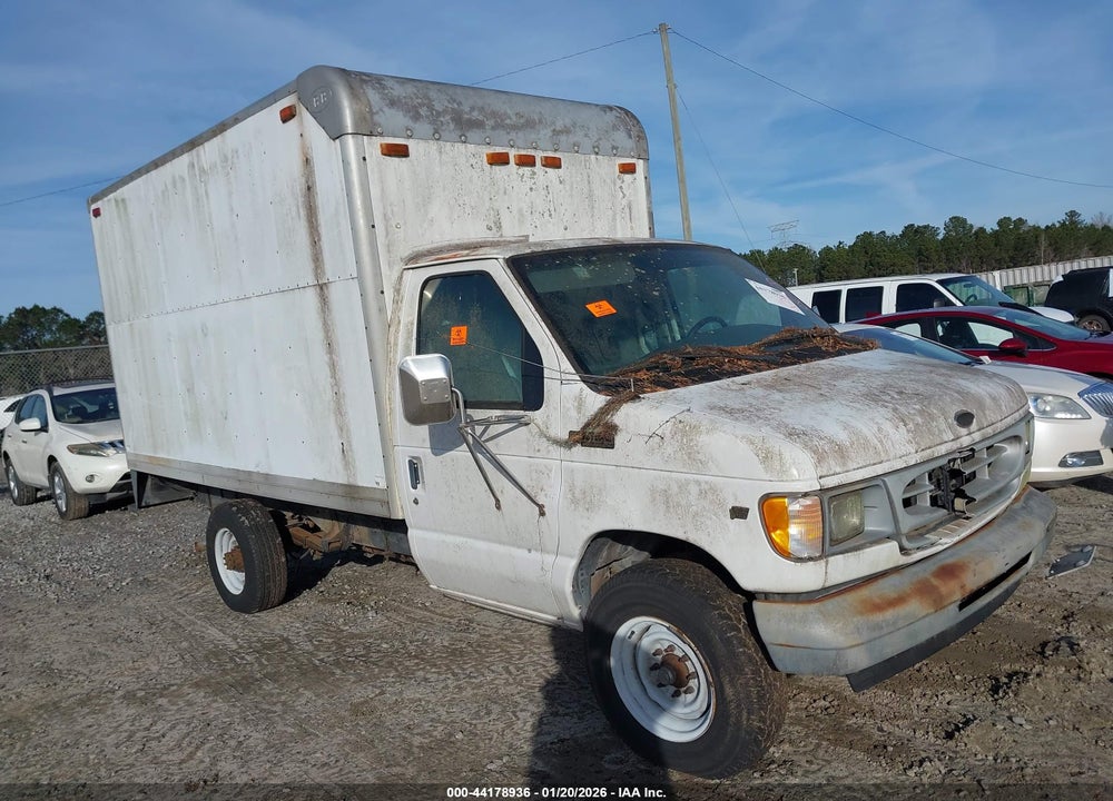 2002 FORD E-350 CUTAWAY STANDARD VIN: 1FDSE35L22HA73952