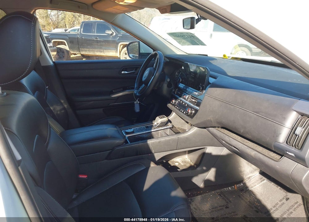 2023 NISSAN PATHFINDER SL 4WD VIN: 5N1DR3CCXPC207515