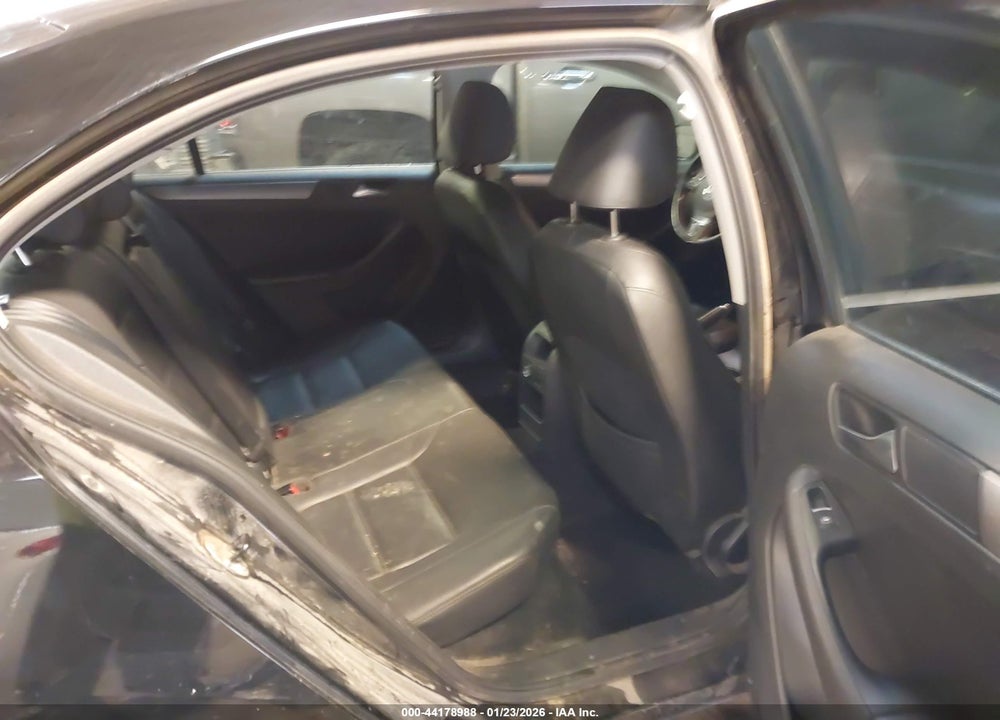 2013 VOLKSWAGEN JETTA 2.0L TDI VIN: 3VWLL7AJ8DM382217