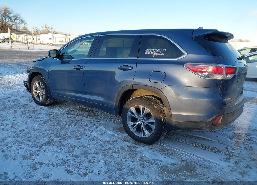 2016 TOYOTA HIGHLANDER LE PLUS V6 VIN: 5TDBKRFH0GS236031