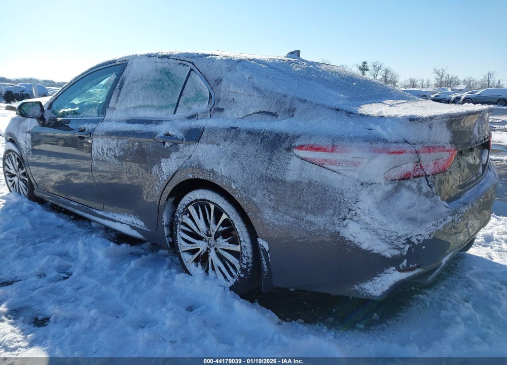 2020 TOYOTA CAMRY SE VIN: 4T1G11AK4LU915489