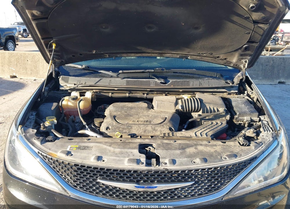 2019 CHRYSLER PACIFICA TOURING PLUS VIN: 2C4RC1FG2KR666374