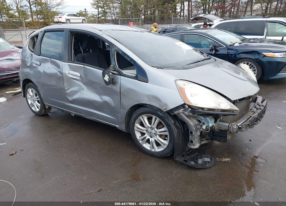 2009 HONDA FIT SPORT VIN: JHMGE884X9S001937