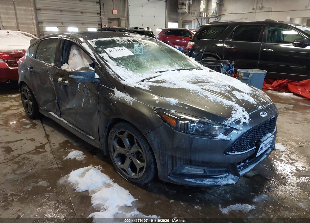 2017 FORD FOCUS ST VIN: 1FADP3L92HL294638