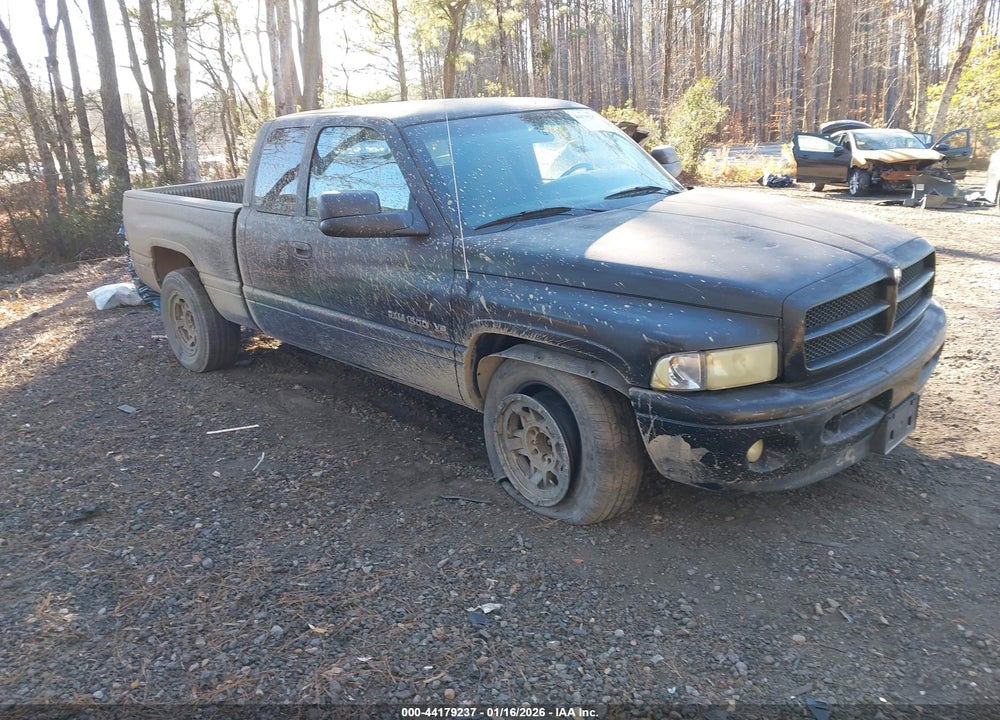 2001 DODGE RAM 1500 ST VIN: 3B7HC13Y81G816677