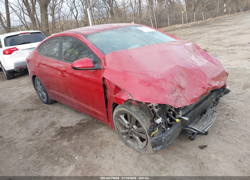 2018 HYUNDAI ELANTRA SEL VIN: 5NPD84LF4JH268670