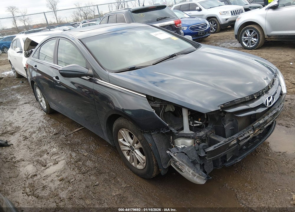 2013 HYUNDAI SONATA GLS VIN: 5NPEB4AC6DH644417