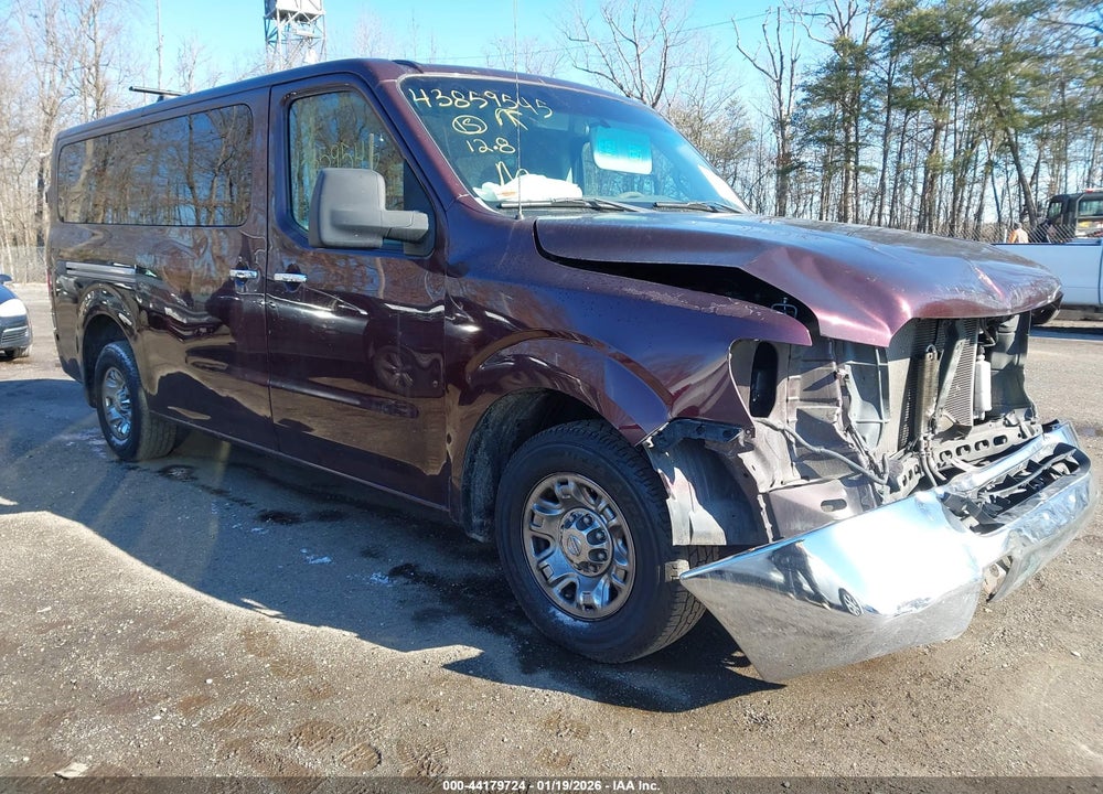2015 NISSAN NV PASSENGER NV3500 HD SV V6 VIN: 5BZBF0AA1FN851136