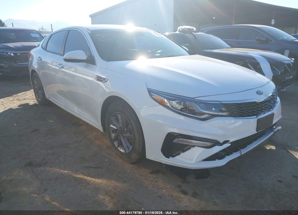 2020 KIA OPTIMA LX VIN: 5XXGT4L31LG411753