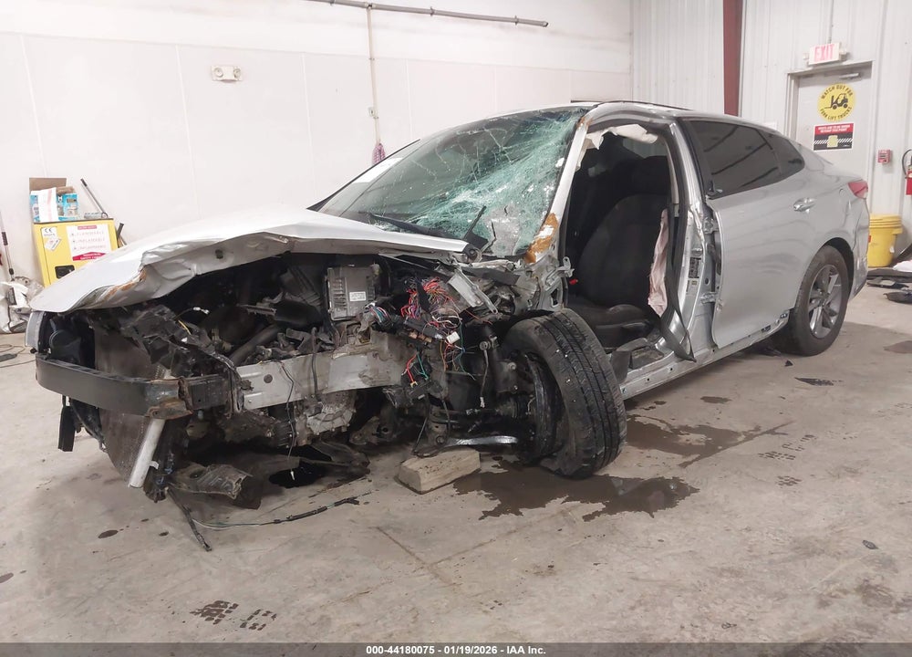 2020 KIA OPTIMA LX VIN: 5XXGT4L33LG445645