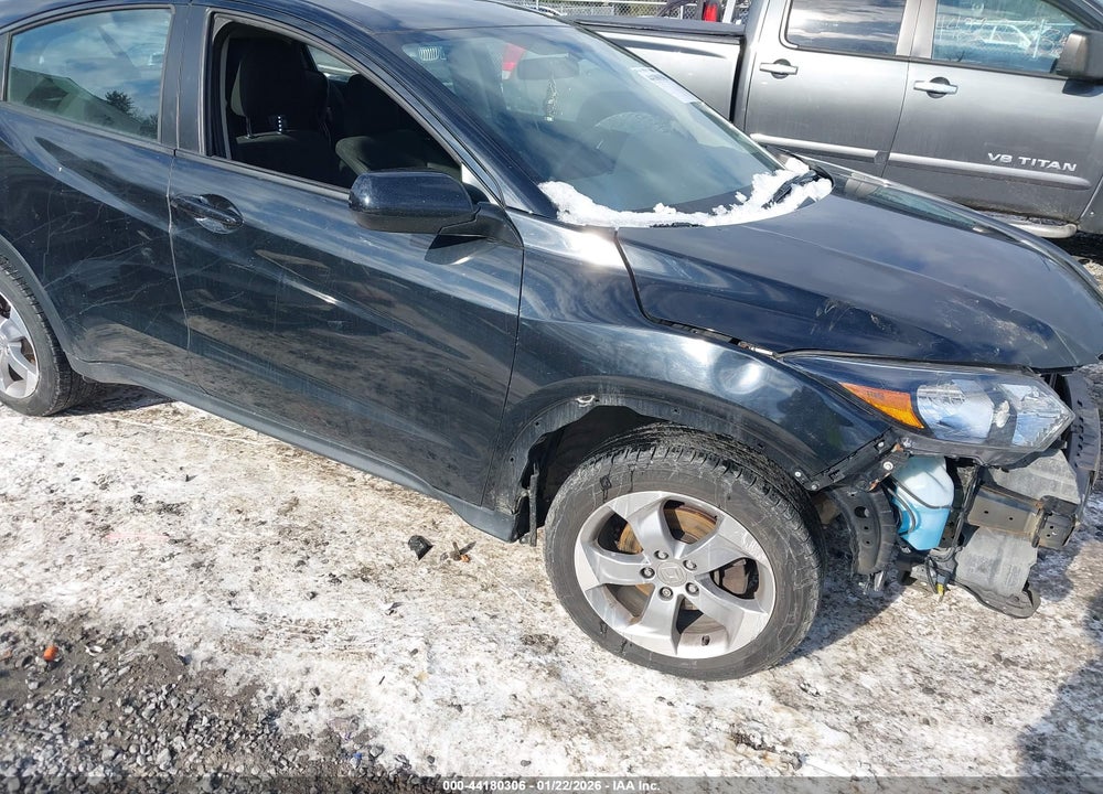 2018 HONDA HR-V LX VIN: 3CZRU6H33JM731267