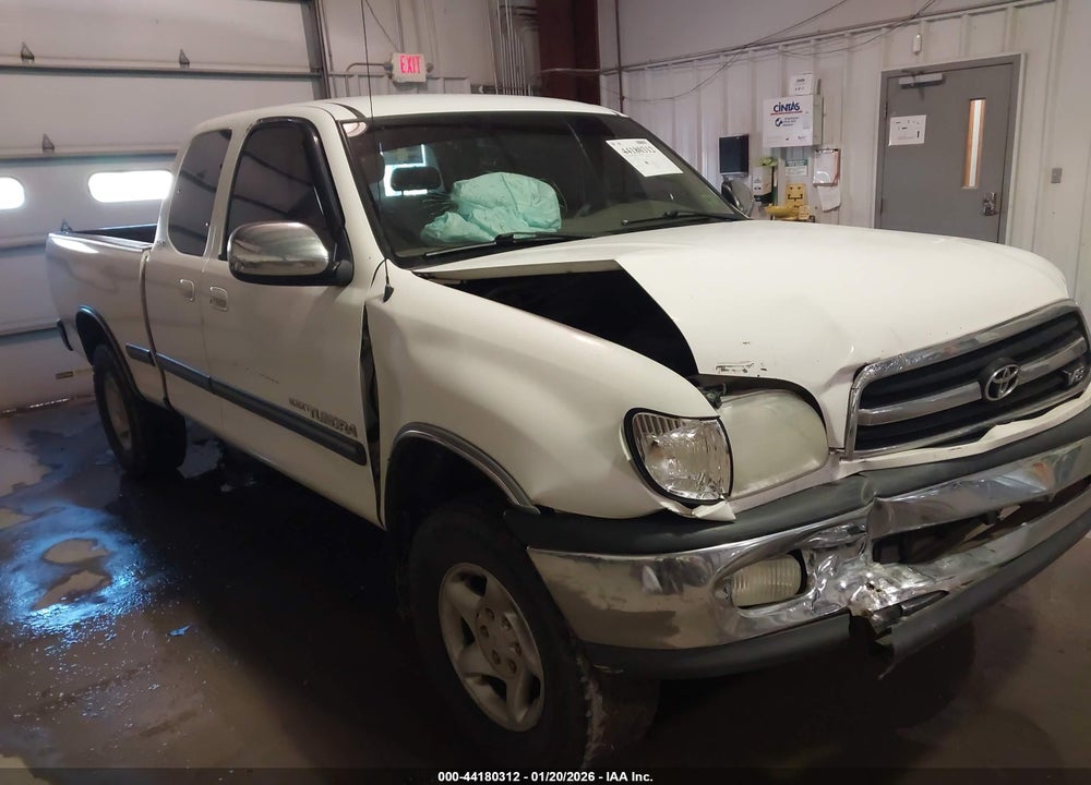 2001 TOYOTA TUNDRA SR5 V8 VIN: 5TBRT34181S175669