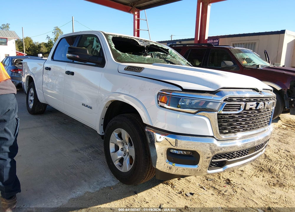 2025 RAM 1500 BIG HORN  4X4 5'7 BOX VIN: 1C6SRFFPXSN562278