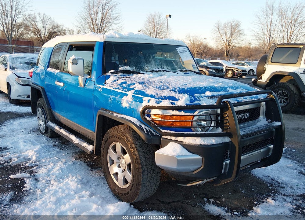 2007 TOYOTA FJ CRUISER VIN: JTEBU11F370026734