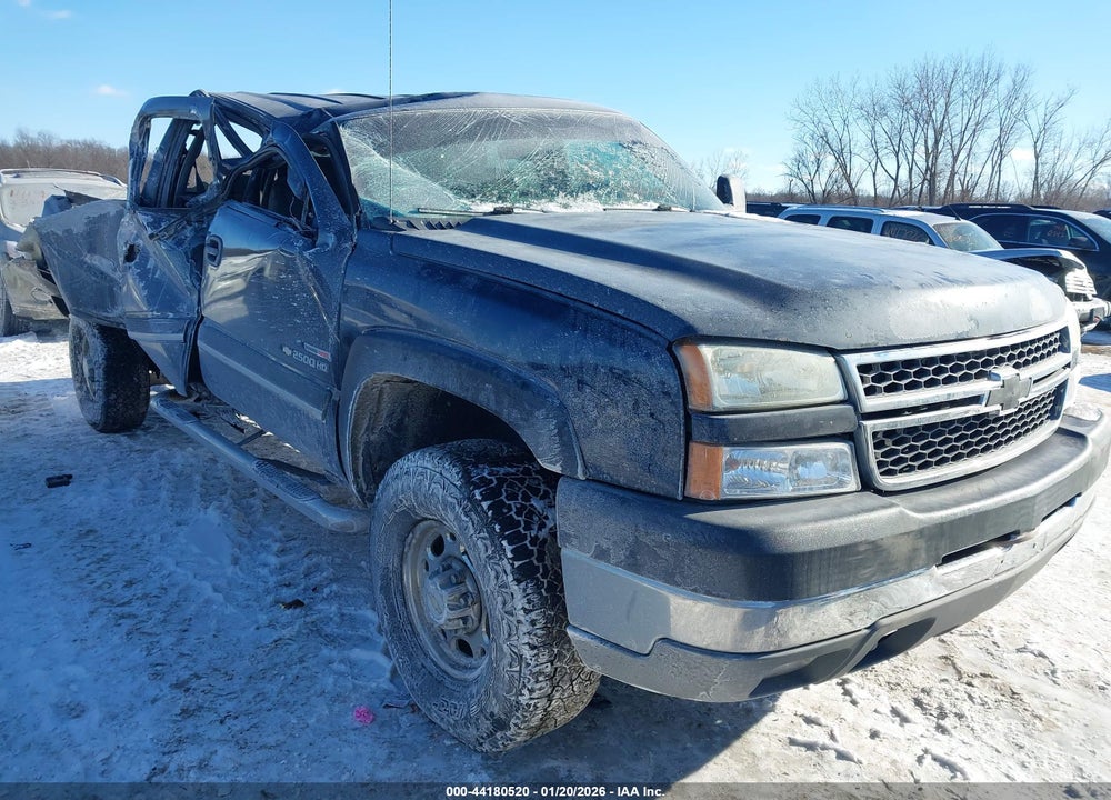 2005 CHEVROLET SILVERADO 2500HD LS VIN: 1GCHK23245F833343
