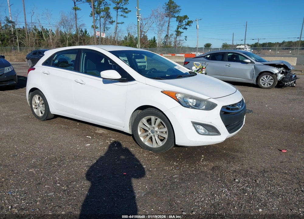 2014 HYUNDAI ELANTRA GT VIN: KMHD35LH1EU171214