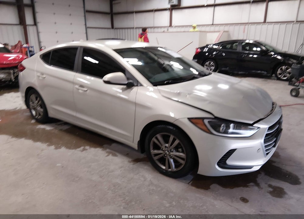 2017 HYUNDAI ELANTRA SE VIN: KMHD84LF2HU059827