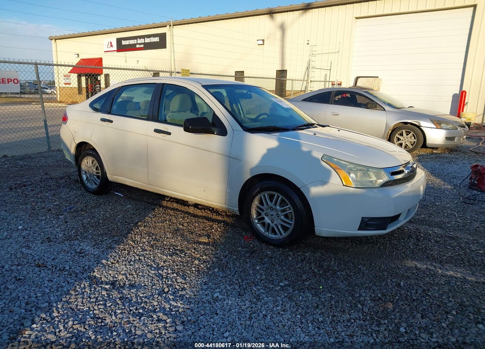 2010 FORD FOCUS SE VIN: 1FAHP3FN6AW245389