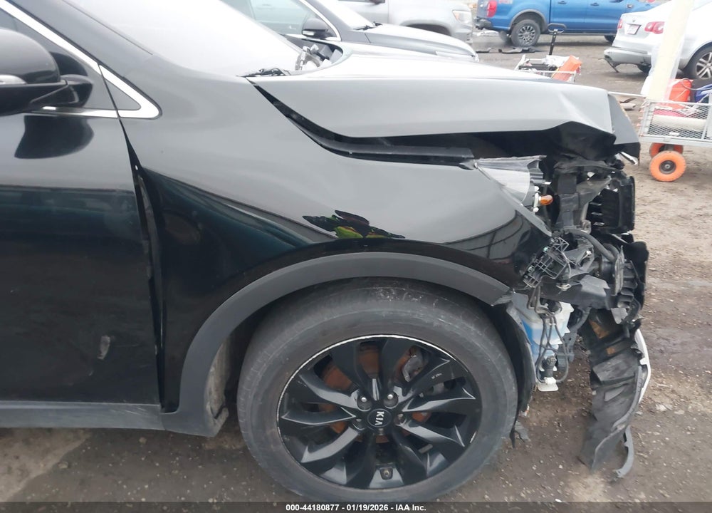 2020 KIA SORENTO 3.3L EX VIN: 5XYPH4A58LG673416