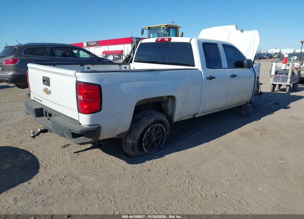 2018 CHEVROLET SILVERADO 1500 WT VIN: 1GCRCNEC5JZ307899
