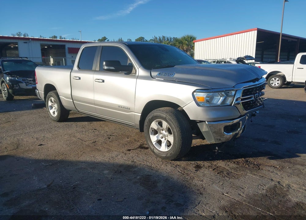 2022 RAM 1500 BIG HORN  4X2 6'4 BOX VIN: 1C6RREBT4NN261179