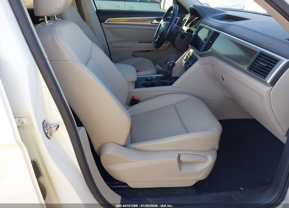2019 VOLKSWAGEN ATLAS 3.6L V6 SE W/TECHNOLOGY VIN: 1V2UR2CA5KC526938